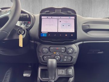 Jeep Renegade e-Hybrid MY25 Altitude *WINTER-PAKET*