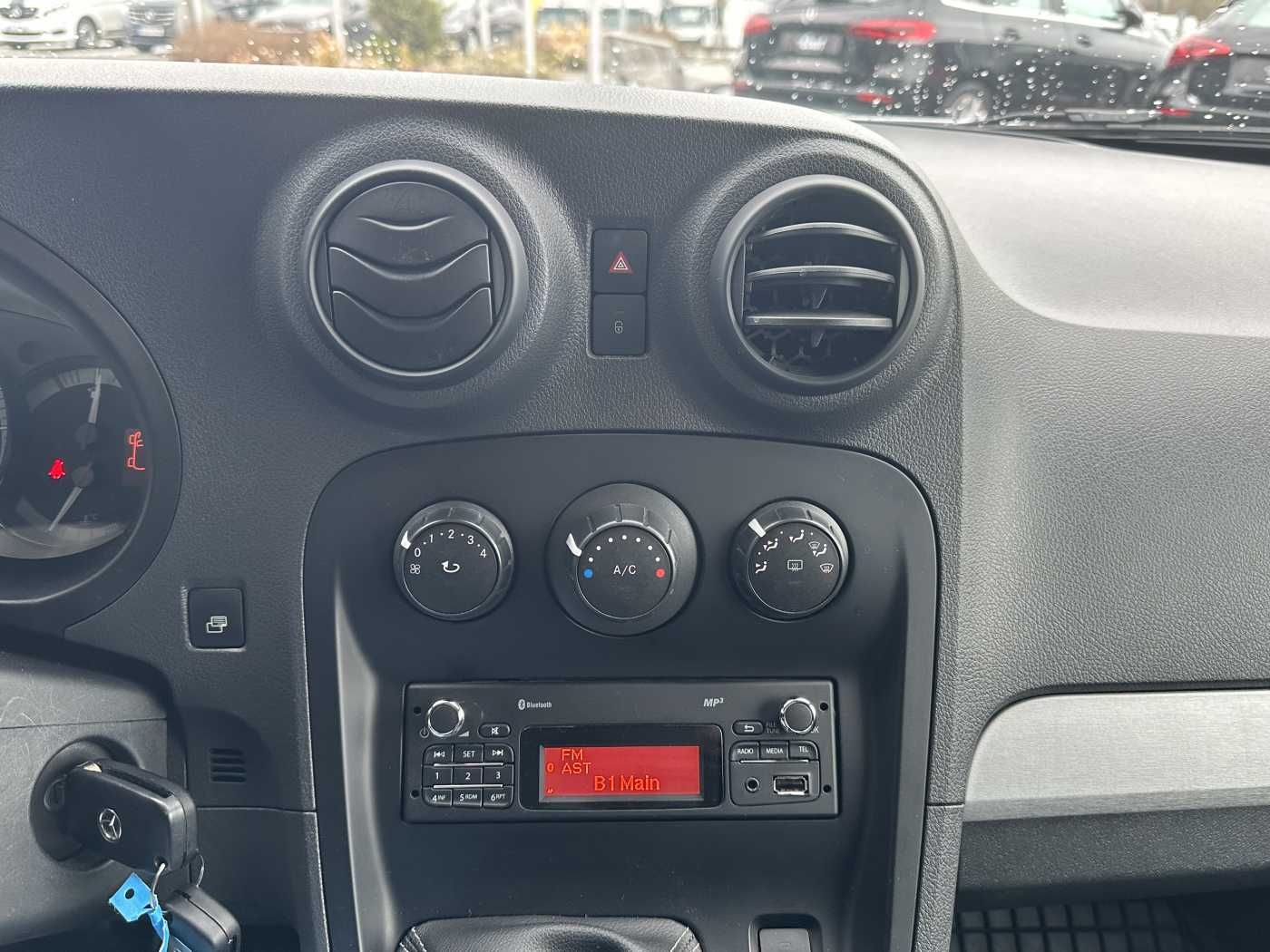 Fahrzeugabbildung Mercedes-Benz Citan 109 CDI Klima
