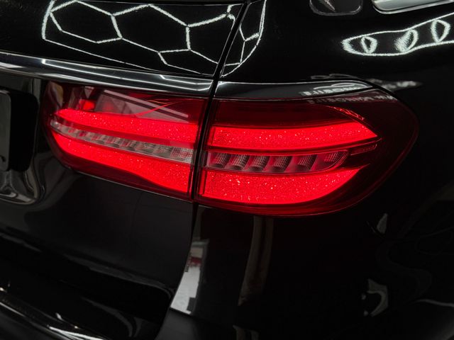 Mercedes-Benz E 200 T Avantgarde*ANHÄNGER*CAM*LED*NAVI*LEDER*