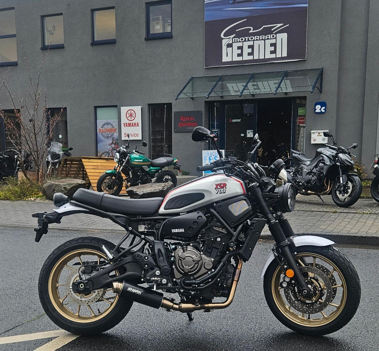 Yamaha XSR 700 XTribute