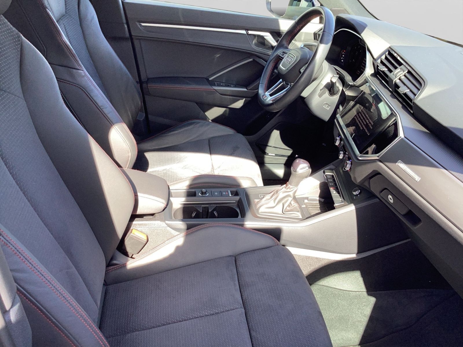 Audi Q3 - Bild 20