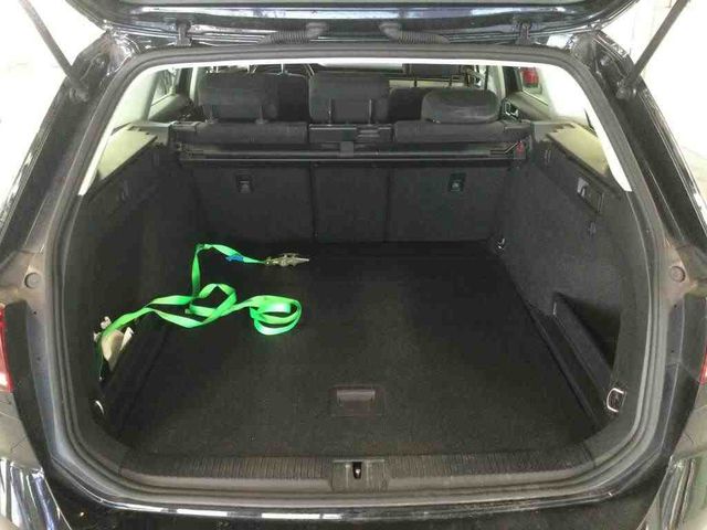 Passat Variant 2.0 TDI BUSINESS LED+KAMERA+PANO+