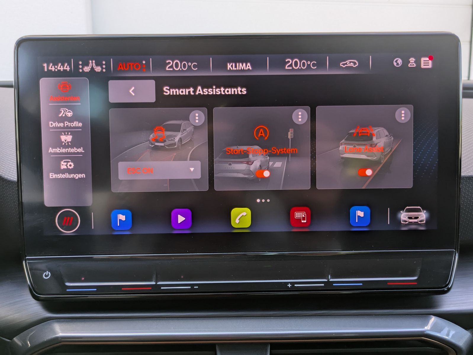 Fahrzeugabbildung CUPRA Leon 1.5 eTSI DSG MATRIX-LED*ACC*APP*KAMERA*18"