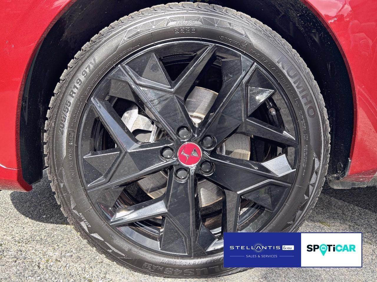 DS Automobiles DS4 E-Tense 225 Hybrid Performance Line +