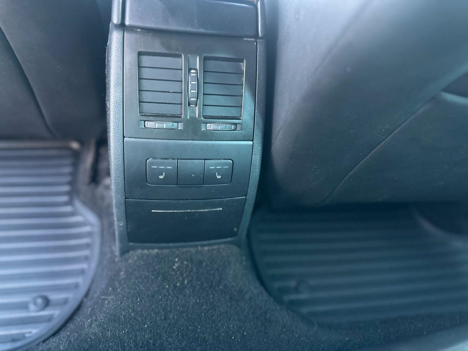 Skoda Octavia 2012 — photo 12