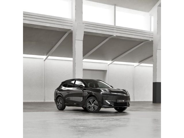 Lynk & Co 08