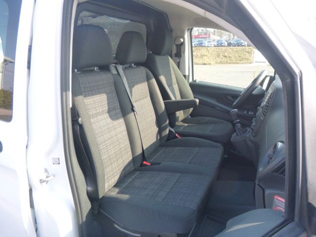 Fahrzeugabbildung Mercedes-Benz Vito Kasten 114 CDI >Klima /NAVI/3-Sitze