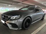 Mercedes-Benz E 220 d AMG WIDESCREEN+DISTRONIC+PANO+GARANTIE+