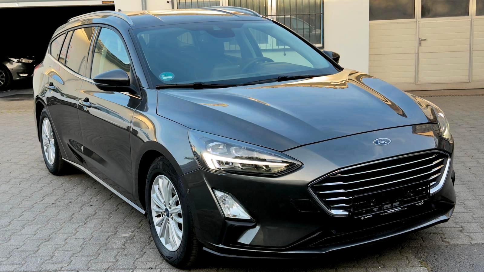 Ford Focus Navi,LED,Kamera,Keyles,PTS,ACC,Anhänger,