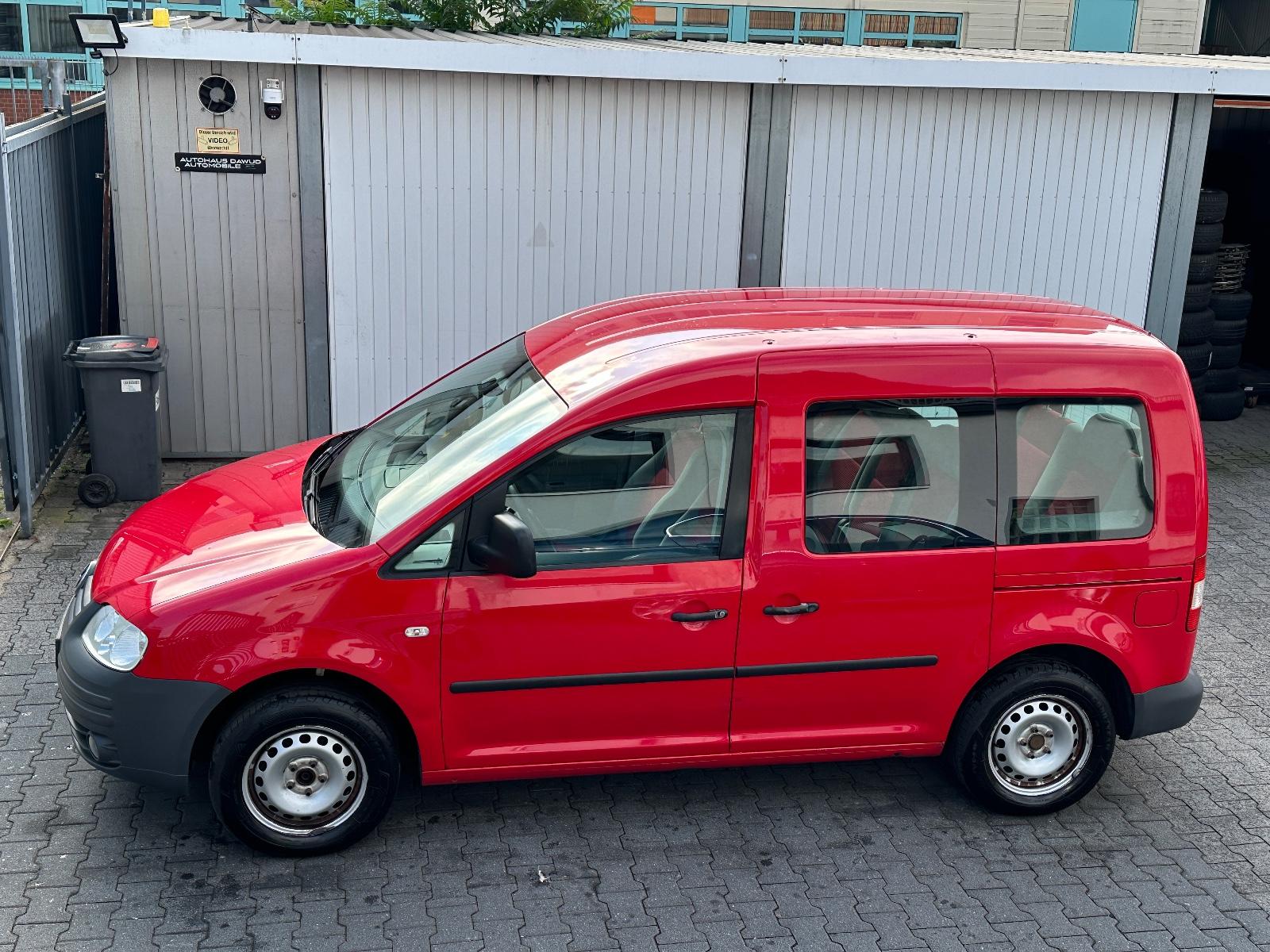 Volkswagen Caddy 1.4 Life Team Caddy 7-Sitze