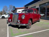 Mercedes-Benz 220 Ponton - Mercedes-Benz 220 Oldtimer mit Benzin-Antrieb: Limousine