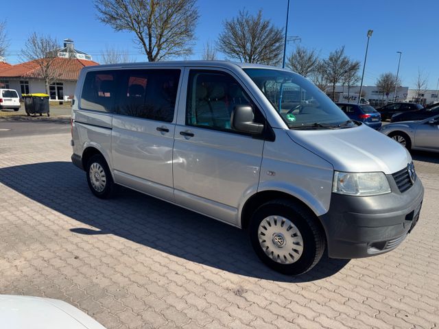 Volkswagen T5 Caravelle