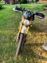 Triumph Scrambler 1200 XE Showcase Sondermodell - TRIUMPH SCRAMBLER