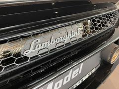 LAMBORGHINI Huracán EVO Spyder | LIFT | SENSONUM | SOFORT LAMBORGHINI Huracán EVO Spyder | LIFT | SENSONUM | SOFORT