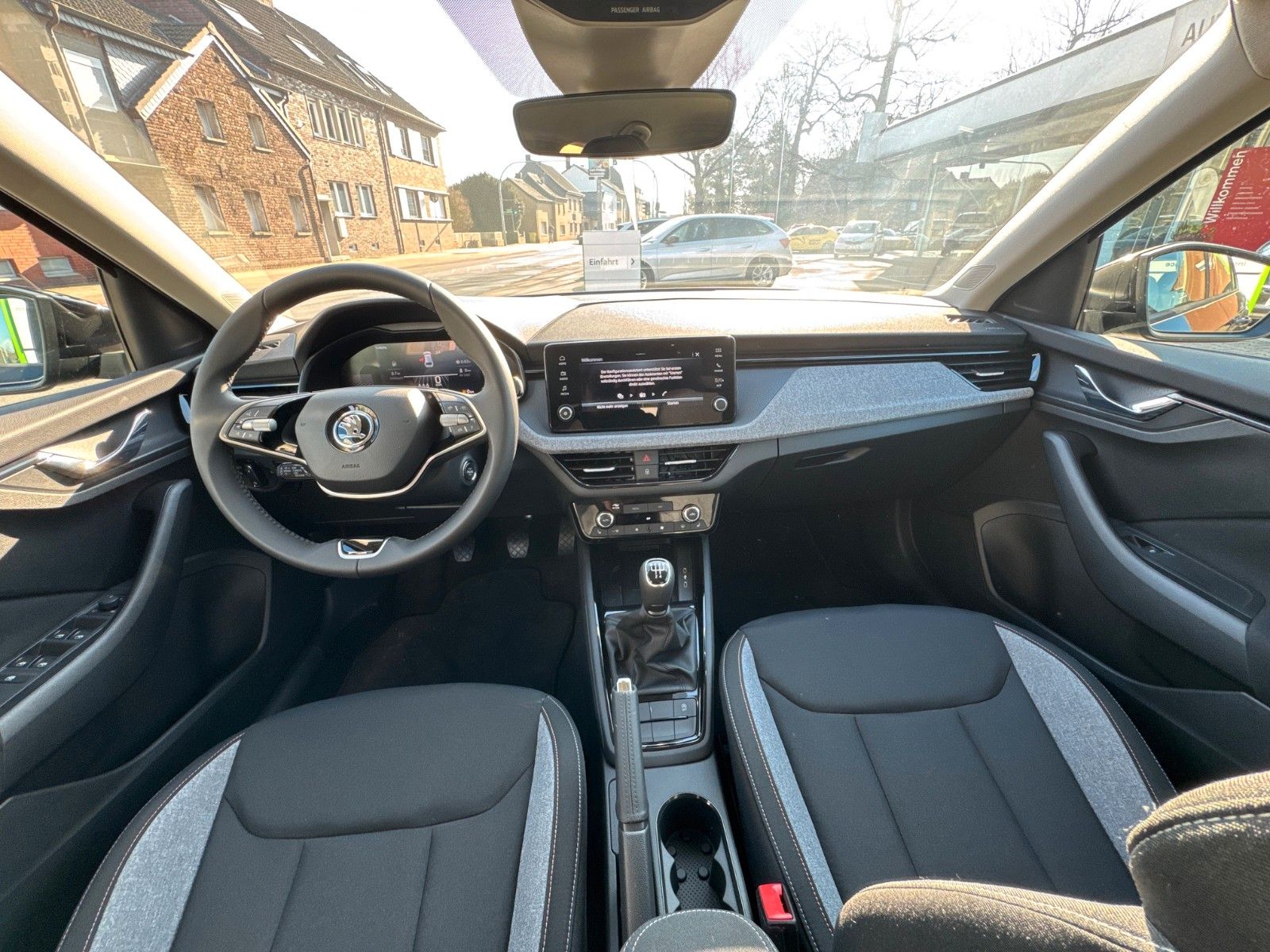 Fahrzeugabbildung SKODA SCALA SELECTION ACC LED SMARTLINK