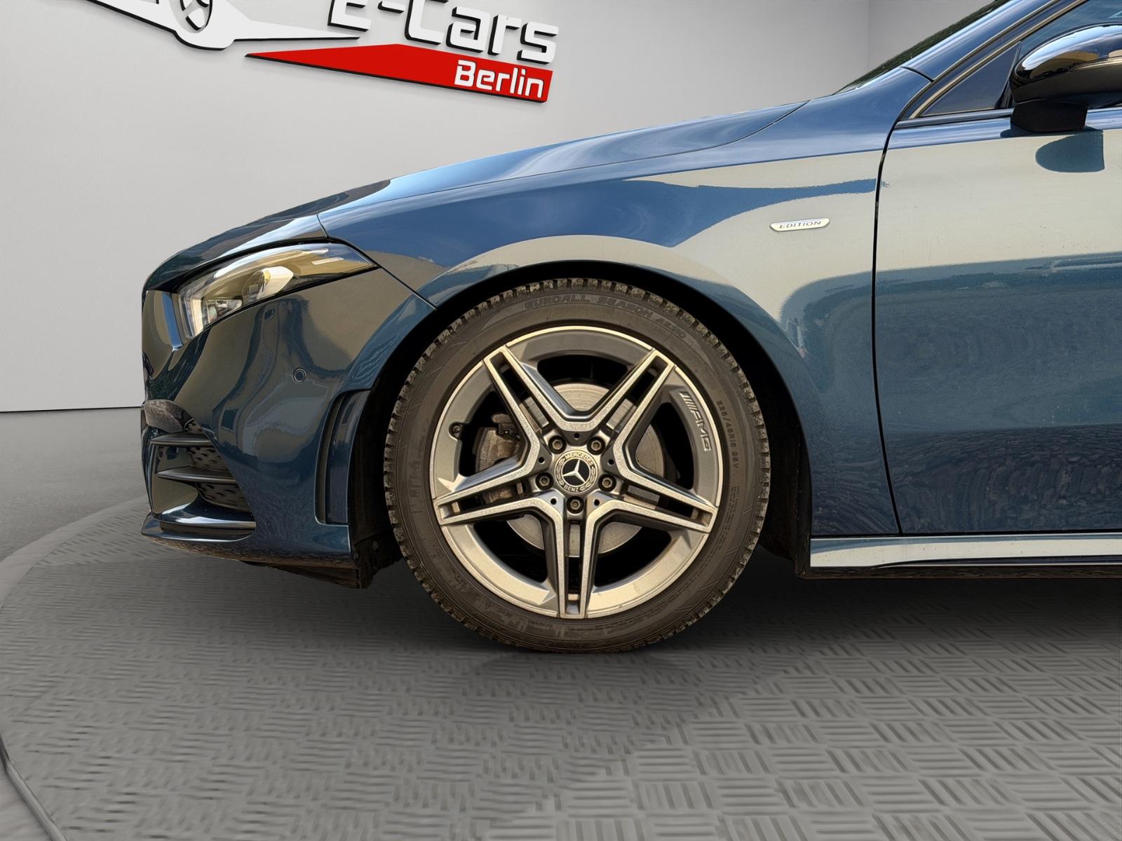 Mercedes-Benz A 200*EDITION*AMG*PANORAMA*MULTIBEAM*KAMERA*ALCA