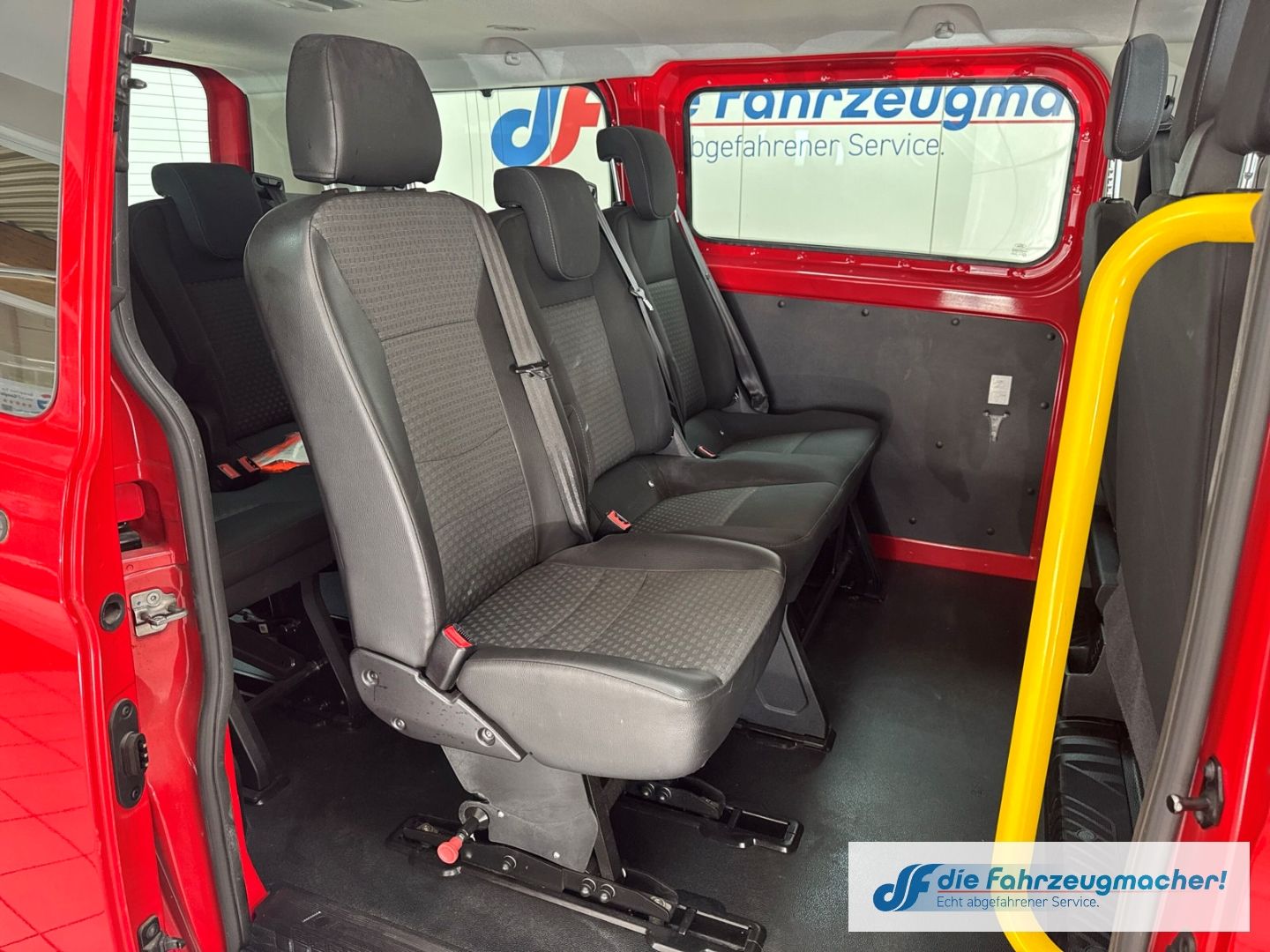 Fahrzeugabbildung Ford Transit Custom Tourneo 320 L1 Trend 2.0 TDCi EU6