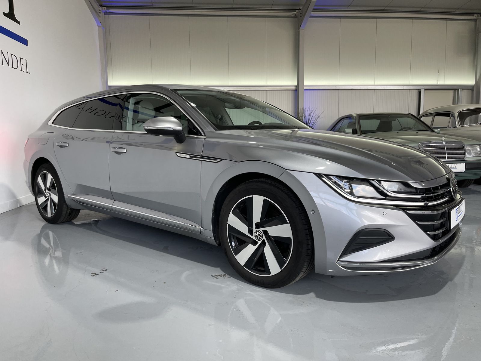 Fahrzeugabbildung Volkswagen Arteon Shooting Brake 2.0 TDI*STHZ*Leder*LED*Cam