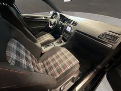 VW Golf GTI Performance BMT Navi PDC SHZ Bi-Xenon
