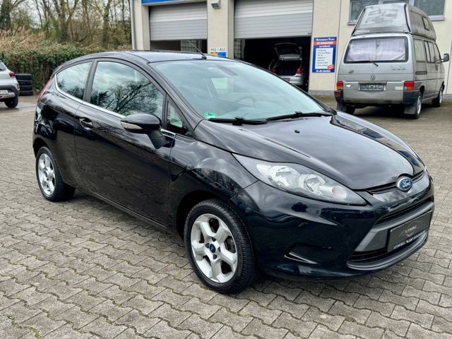 Ford Fiesta Titanium*SHZ*PDC*BLUET**ALUFELGEN