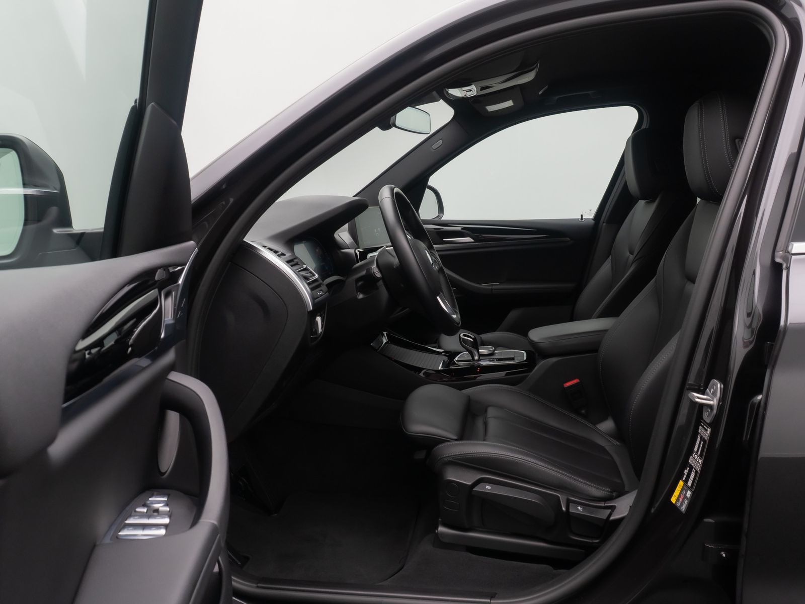 Fahrzeugabbildung BMW X3 xD30e Leder HUD DAB Kamera Laser Sport 20Zoll