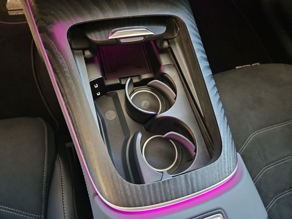 Fahrzeugabbildung Mercedes-Benz E 220 d AMG AHK Distronic+ Pano LED 360° Memory