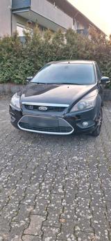 Ford focus - Ford Focus mit LPG-Antrieb: Limousine