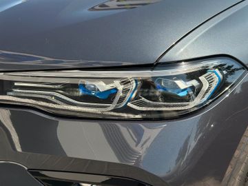 BMW X7 - 9