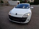 Renault Megane III Coupe Night & Day-Navi-Teilleder - Renault Megane: Night Day