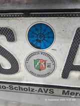 Mercedes-Benz ML 500 4MATIC - - silberne Mercedes-Benz ML 500