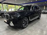 BMW X7 xDrive 40 d /SKY LOUNGE / Iconic Glow / 1HAND - BMW X7 in München