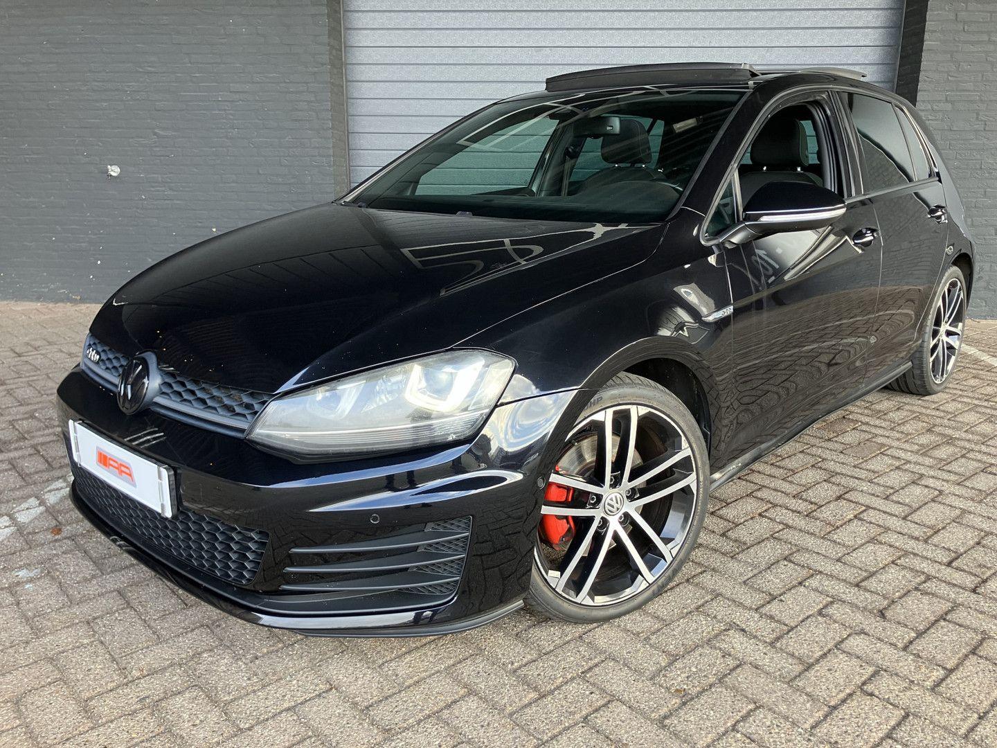 Volkswagen Golf 2.0 TDI GTD PANO-XENON-LED