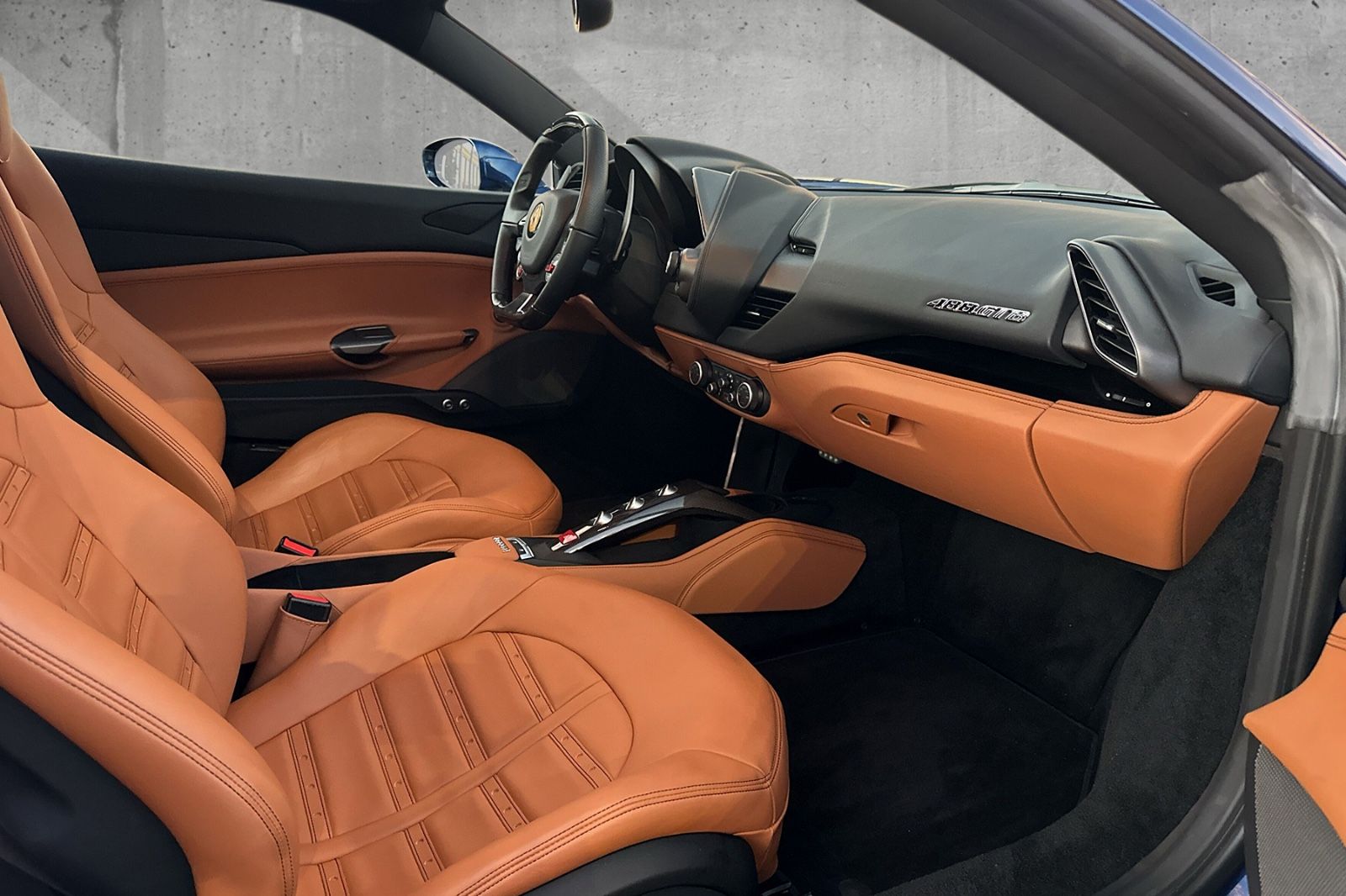 Fahrzeugabbildung Ferrari 488 GTB*Carbon*Daytona*Lift*dt.Fzg*Blu TDF