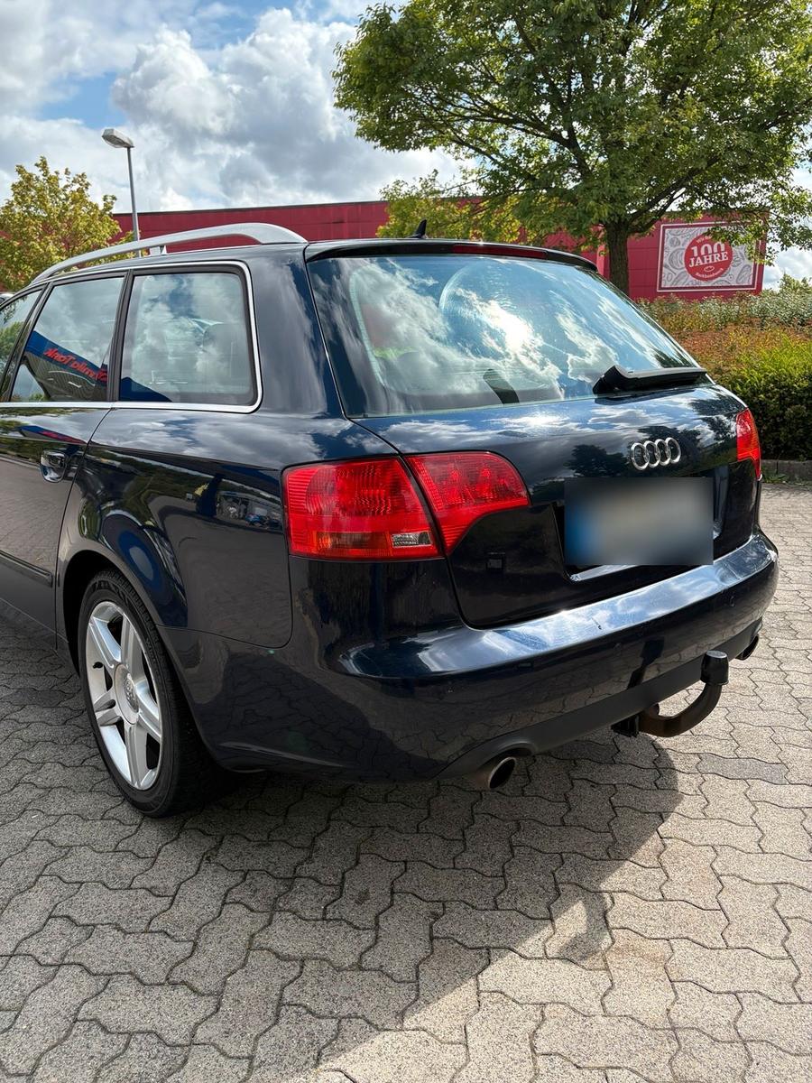 Audi A4 2005 — photo 7