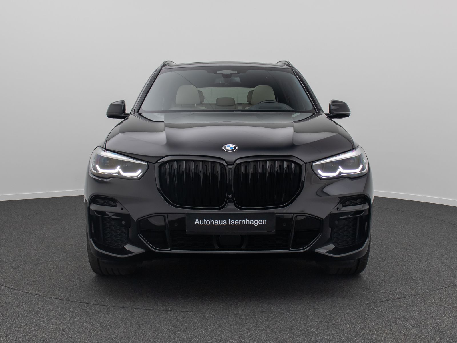 Fahrzeugabbildung BMW X5 xD30d M Sport 360°SoftCl HUD Panorama Belüftu