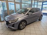 Hyundai i20 Trend Navi,Kamera,LED-Scheinw.,Sitzhzg.,Alu - Hyundai i20 New cars mit Benzin-Antrieb: Limousine