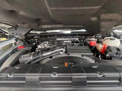 GMC Sierra 2500 Crew Cab 6.6l V8 Duramax TurboDiesel