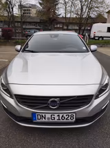 Volvo S60 Lim. Linje Business Navi Leder Xenon - silberne Volvo S60