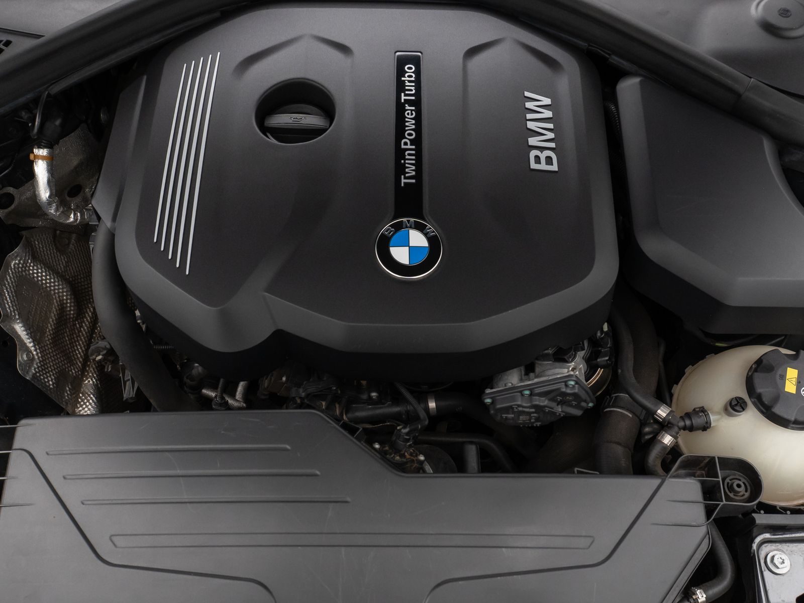 Fahrzeugabbildung BMW 118i PDChinten Sitzheizung Geschwindigkeitsreg.