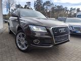 Audi Q5 2.0 TDI 130 kW quattro/3xS Line/Alkantara/Xen - Audi Q5: Braun
