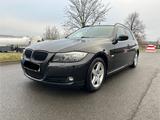 BMW 325i touring  - BMW 325 mit Benzin-Antrieb: Kombi