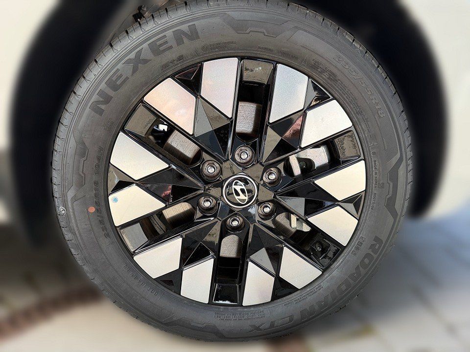 Fahrzeugabbildung Hyundai STARIA Hybrid 7-Sitzer SIGNATURE Pano