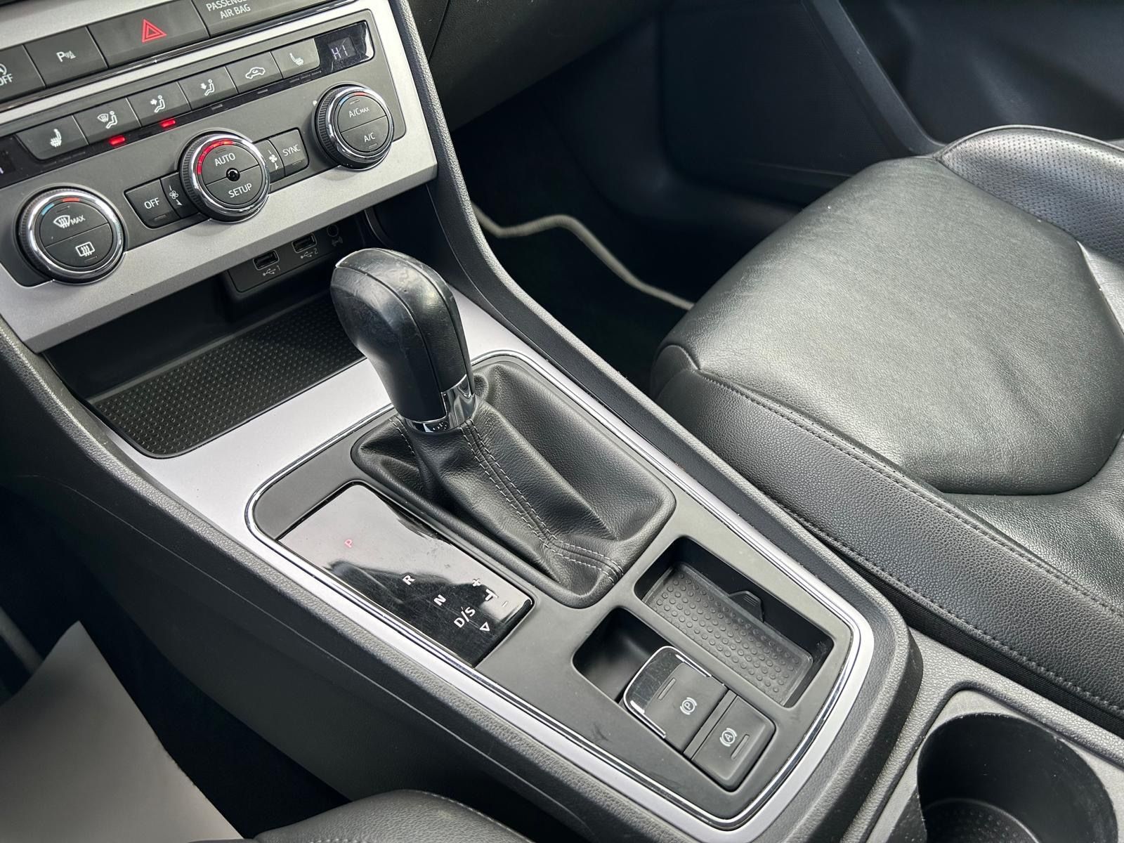 Fahrzeugabbildung SEAT Leon ST Style°DSG°Navi°Leder°LED°