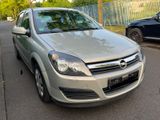 Opel Astra 1.4 Twinport Edition, Klima, PDC, TÜV neu - Opel Astra mit Benzin-Antrieb: Limousine, Twinport Edition