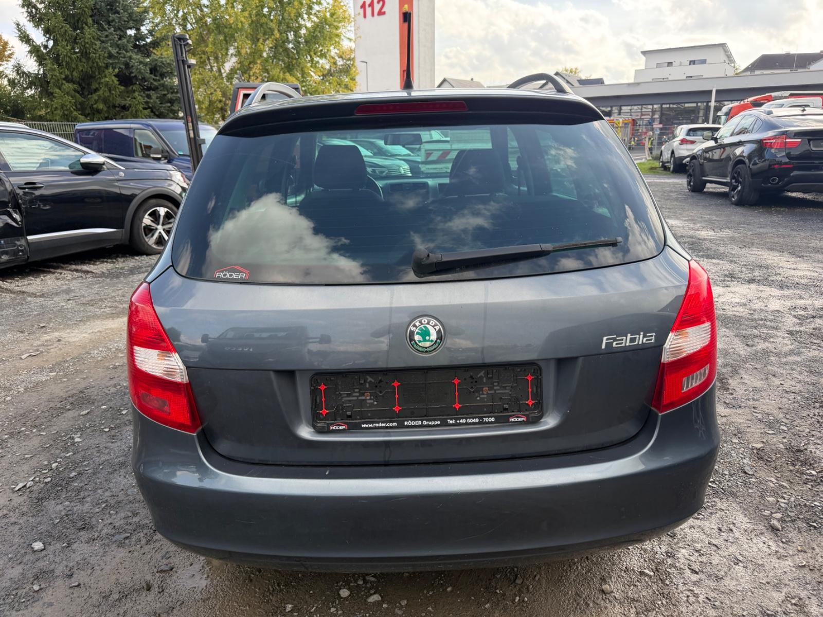 Skoda Fabia 2012 — photo 5