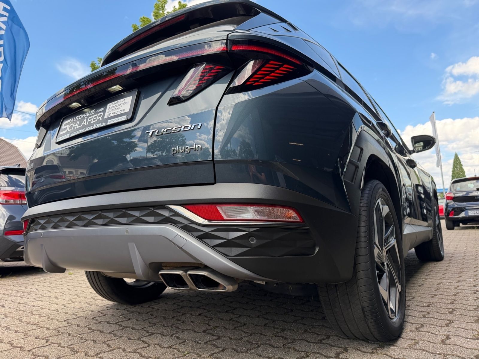 Fahrzeugabbildung Hyundai TUCSON 1.6 T-GDI Trend Plug-In Hybrid 4WD