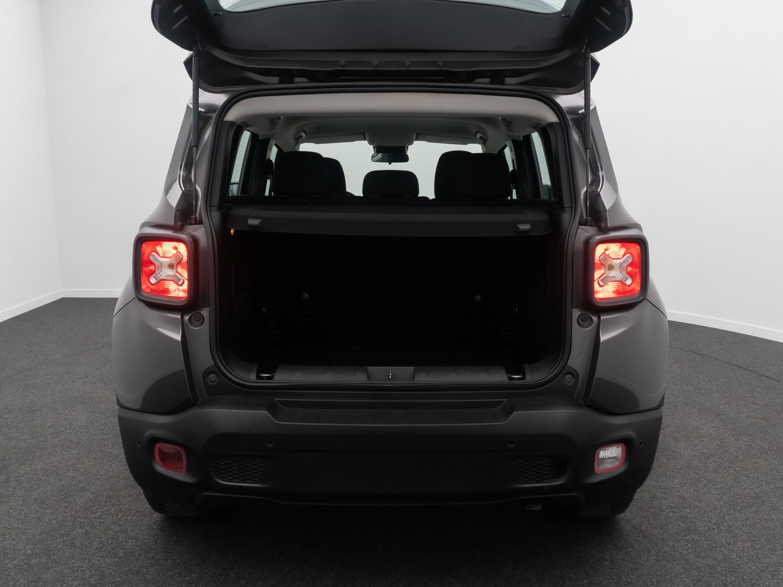 Fahrzeugabbildung Jeep Renegade MultiJet D Longitude Navi HiFi Komfort