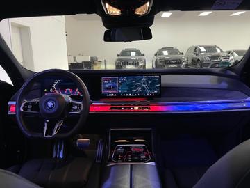 2022 BMW I7 — миниатюра 27