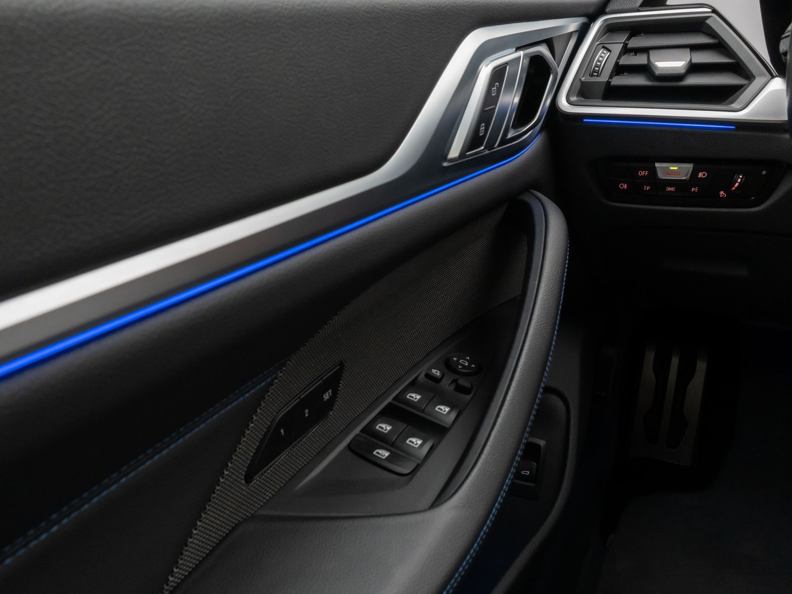 Fahrzeugabbildung BMW M440i xD Gran Coupé 360°Laser HUD DAB H/K 19Zoll