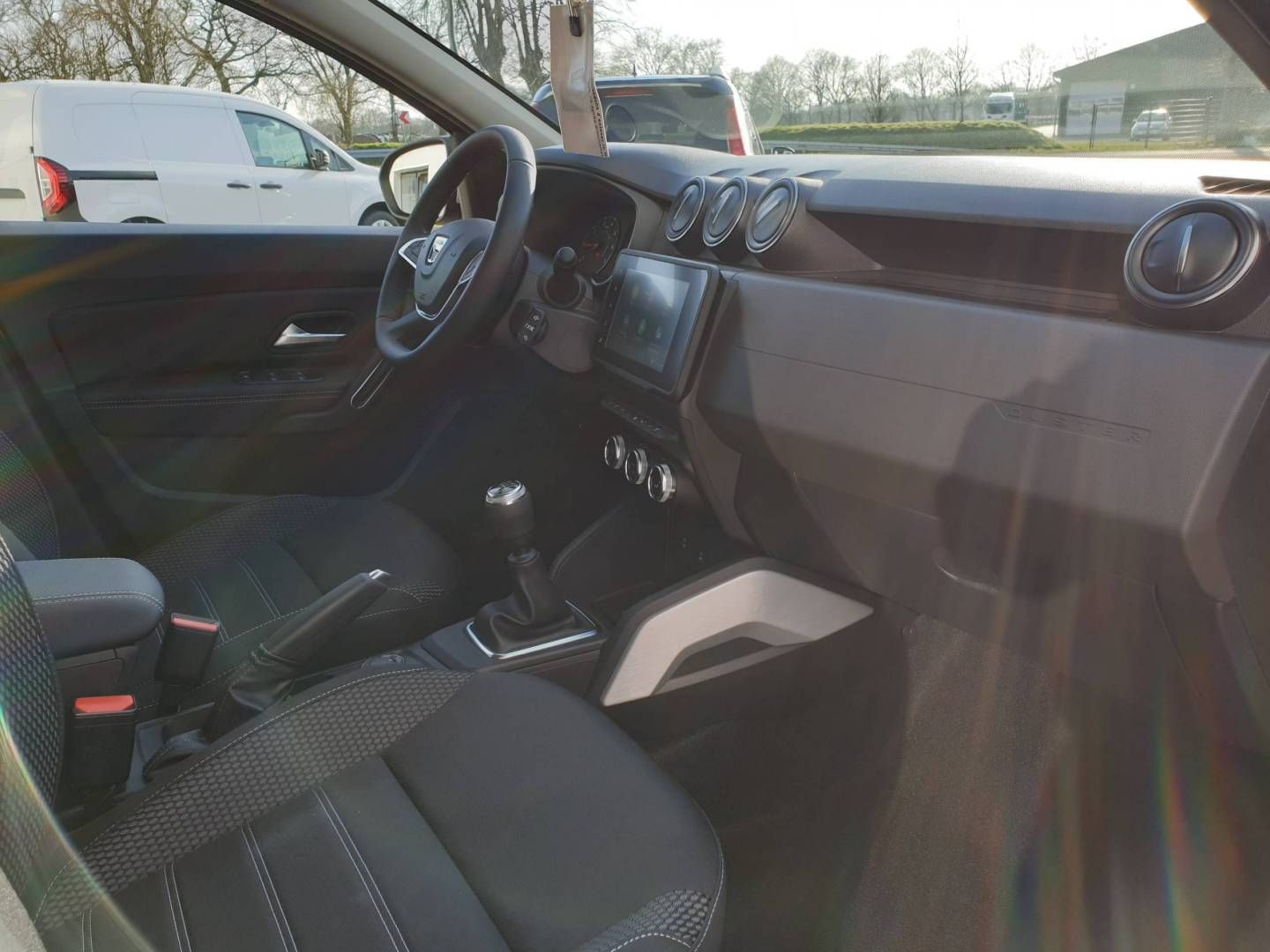 Fahrzeugabbildung Dacia DUSTER Prestige+ TCe 150 4WD